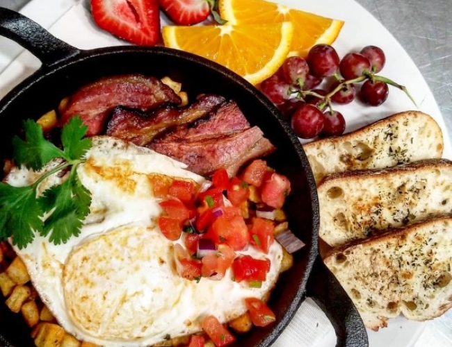 Living Sky Cafe – Breakfast Skillet