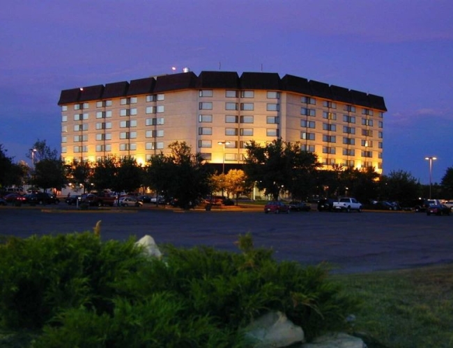 Saskatoon Inn & Conference Centre - Exterior