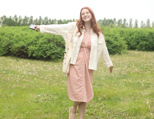 woman in field