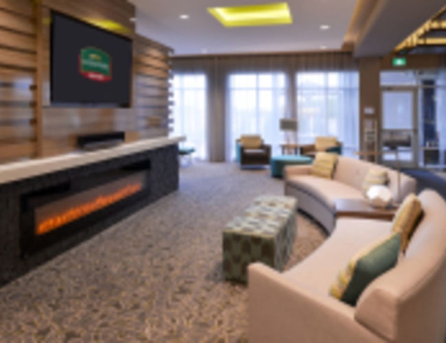 Courtyard Marriott Saskatoon Airport – Lobby Area