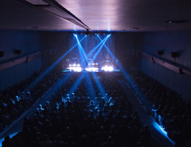 Broadway Theatre – Hey Rosetta And Yukon Blonde 2015- Photo Credit Barb Reimer