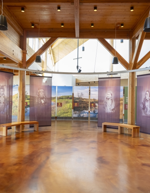 Picture of a hall with Indigenous Figures 