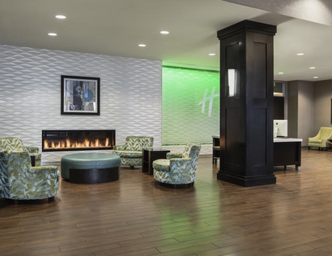 Holiday Inn Saskatoon Downtown – Lobby